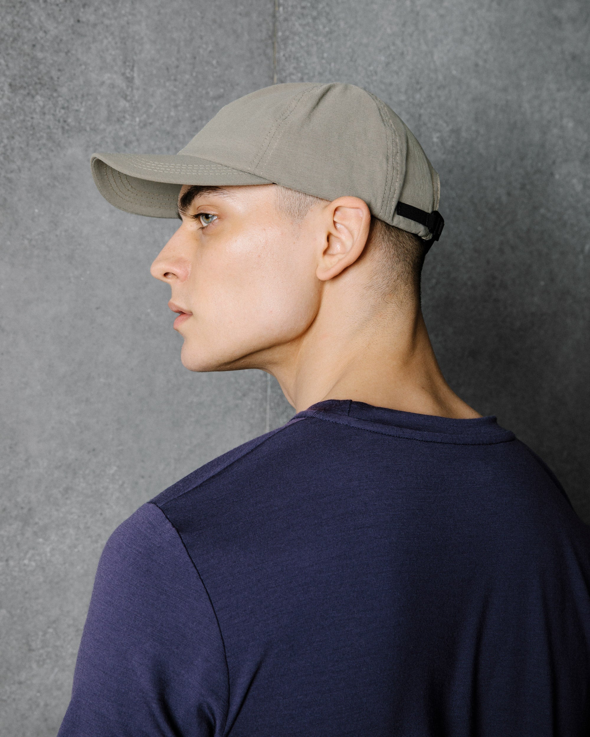 Kirill in the sandstorm F.Cloth Cap , side view